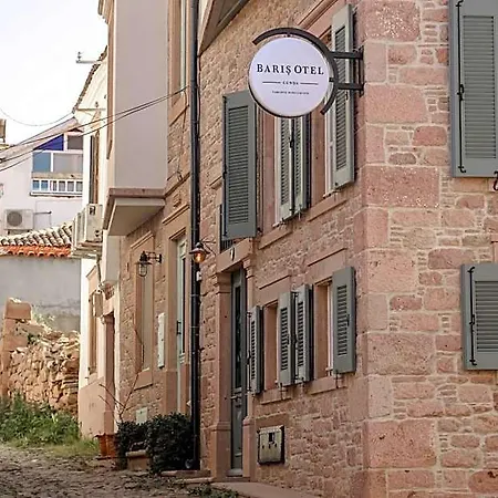 Ali Baris Hotel Ayvalı